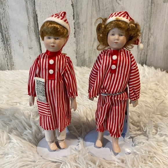 Christmas Holiday Set of 2 Porcelain Dolls - Picture 1 of 8